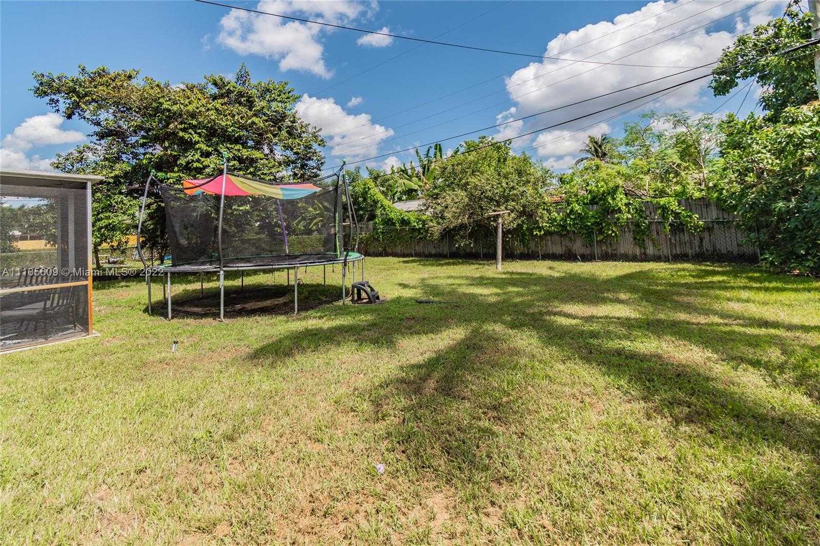 Small Image of 1161 NORTH WEST 78TH AVE, Pembroke Pines Number 25