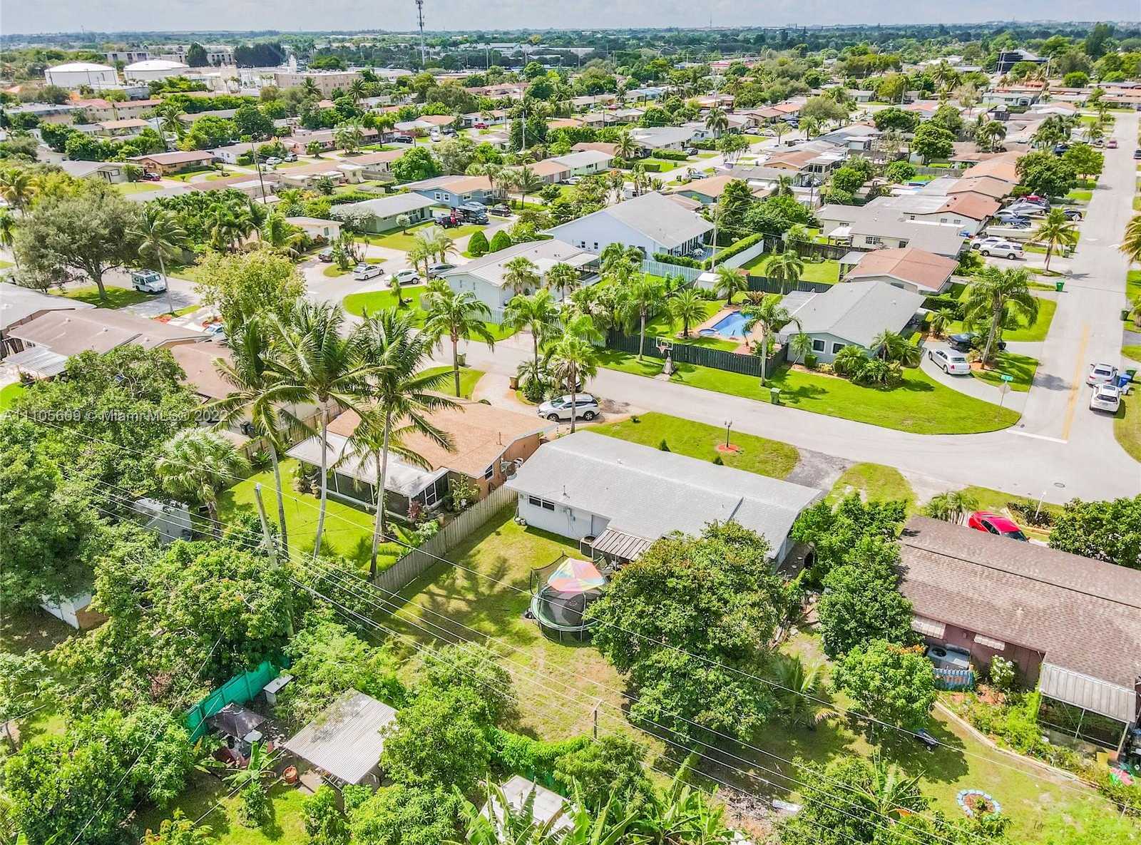 Small Image of 1161 NORTH WEST 78TH AVE, Pembroke Pines Number 3