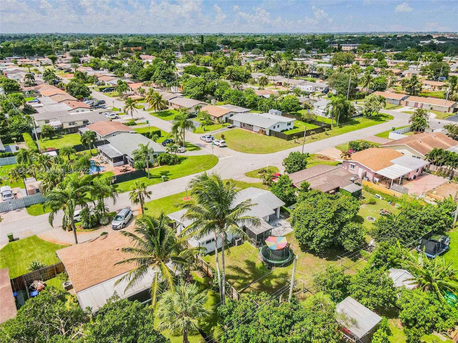 Small Image of 1161 NORTH WEST 78TH AVE, Pembroke Pines Number 4
