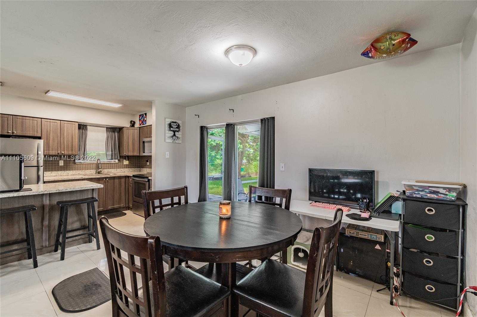 Small Image of 1161 NORTH WEST 78TH AVE, Pembroke Pines Number 8