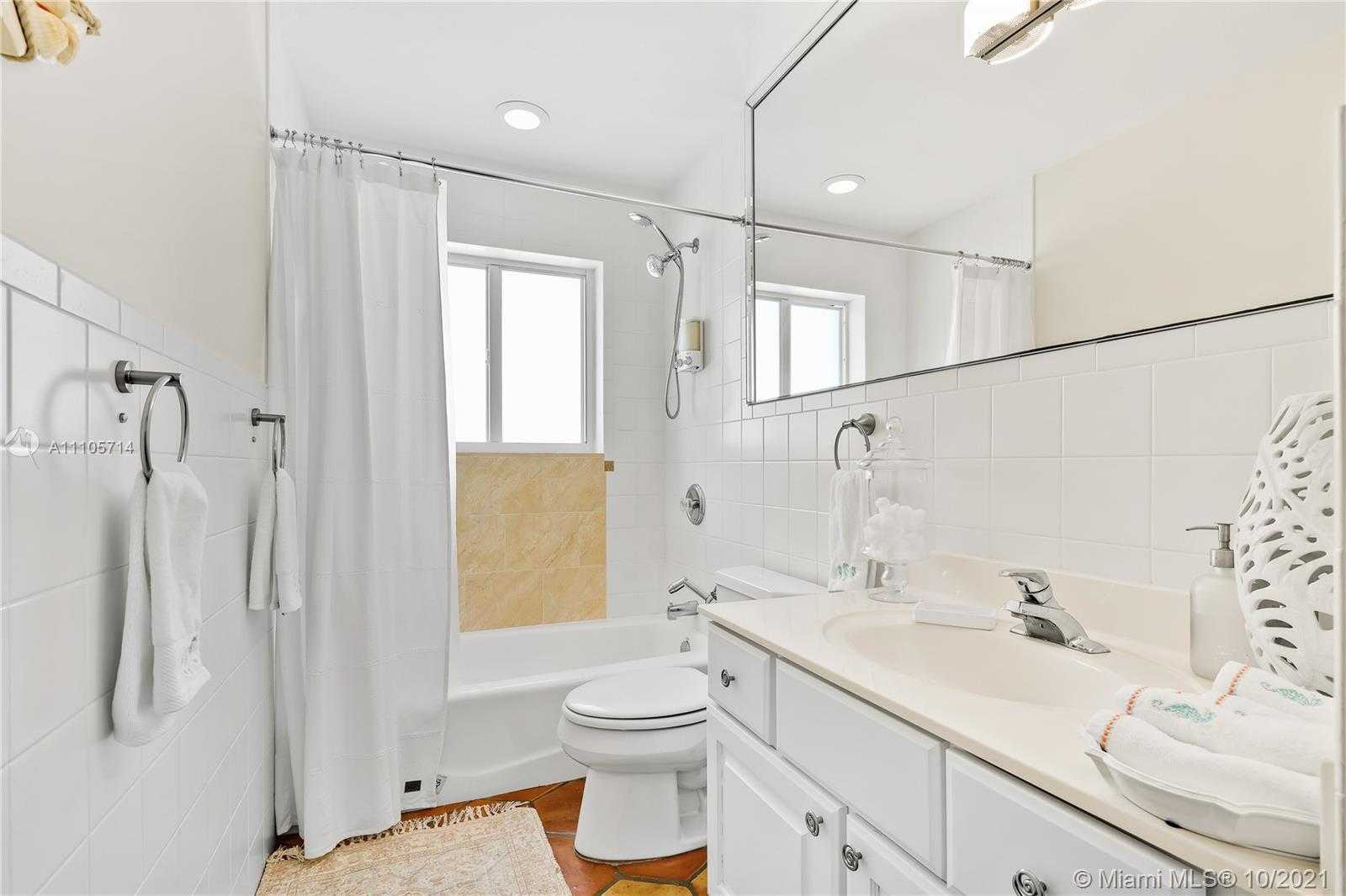 Small Image of 803 BONITO LN, Key Largo Number 11