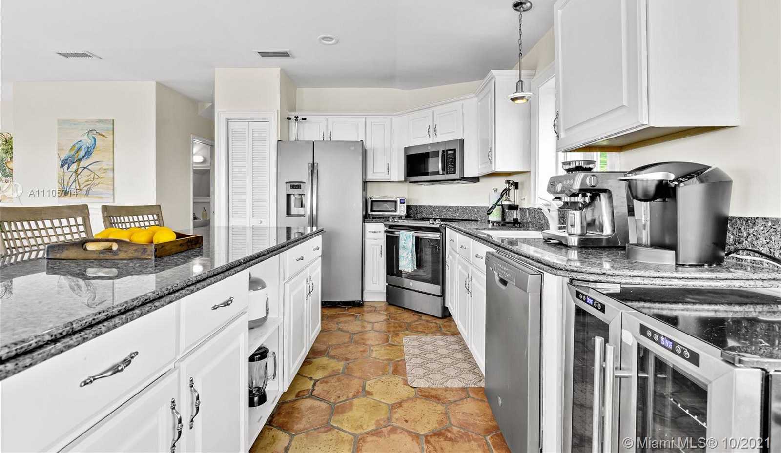 Small Image of 803 BONITO LN, Key Largo Number 6
