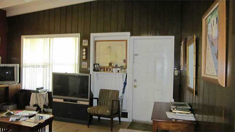 Small Image of 6845 SOUTH WEST 97TH AVE, Miami Number 3