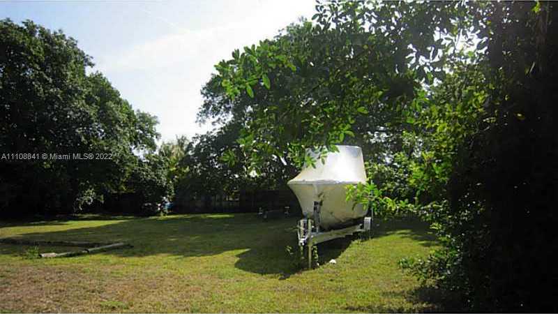 Small Image of 6845 SOUTH WEST 97TH AVE, Miami Number 9