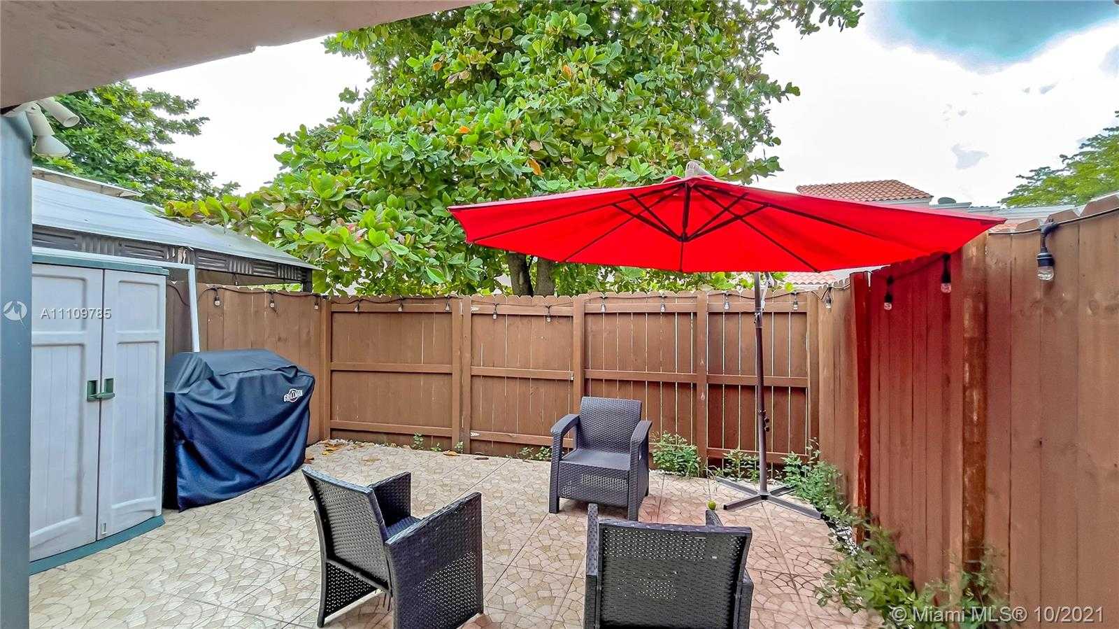 Small Image of 12872 SOUTH WEST 62ND LN, Miami Number 17