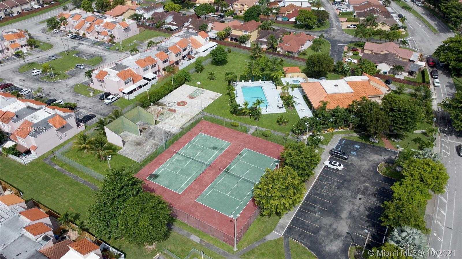 Small Image of 12872 SOUTH WEST 62ND LN, Miami Number 2