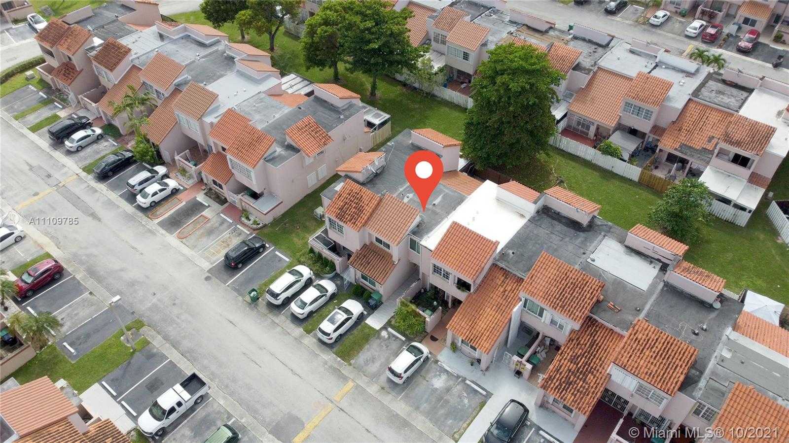 Small Image of 12872 SOUTH WEST 62ND LN, Miami Number 4