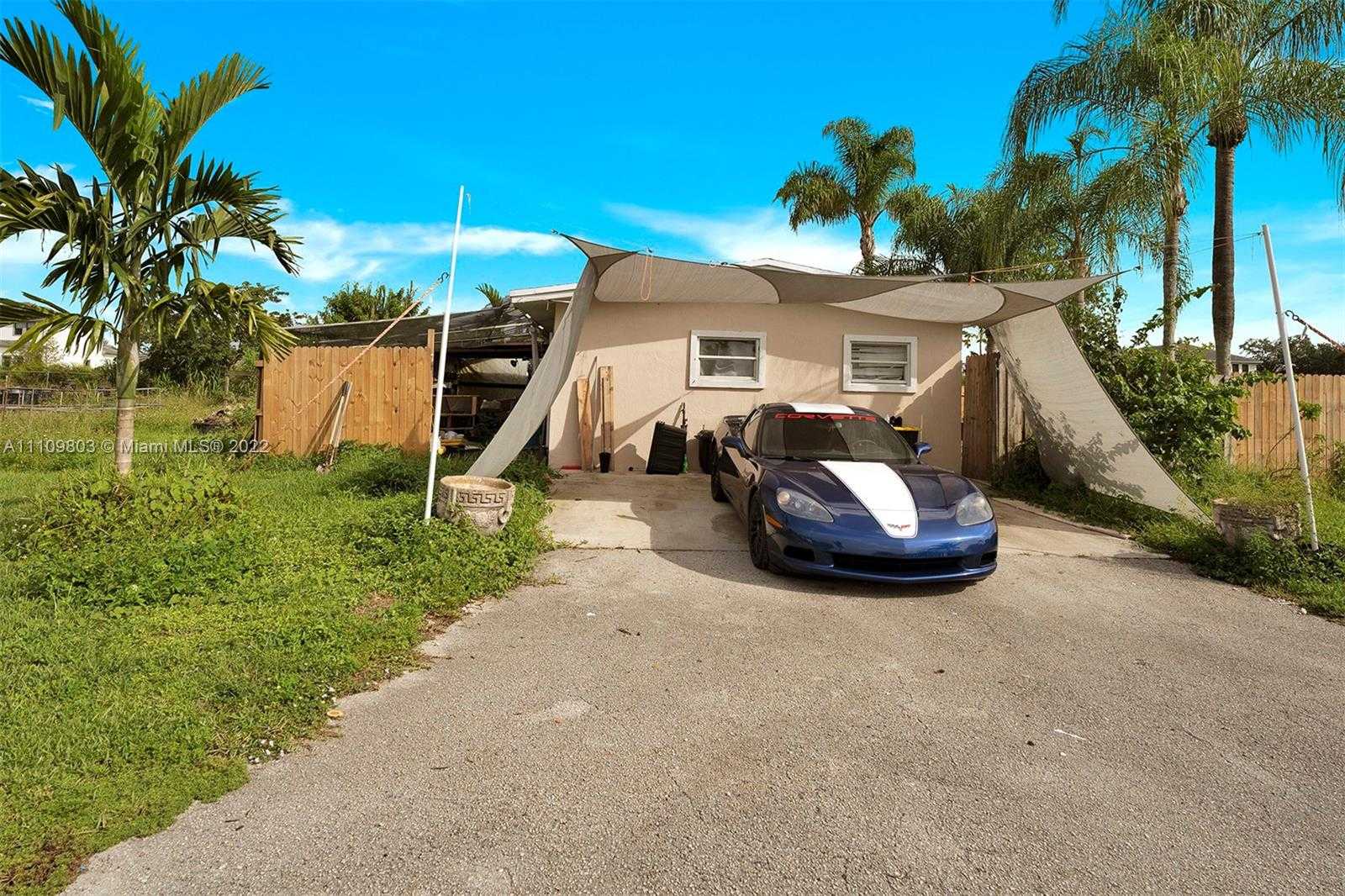 Small Image of 5879 SOUTH WEST 178TH AVE, Southwest Ranches Number 19