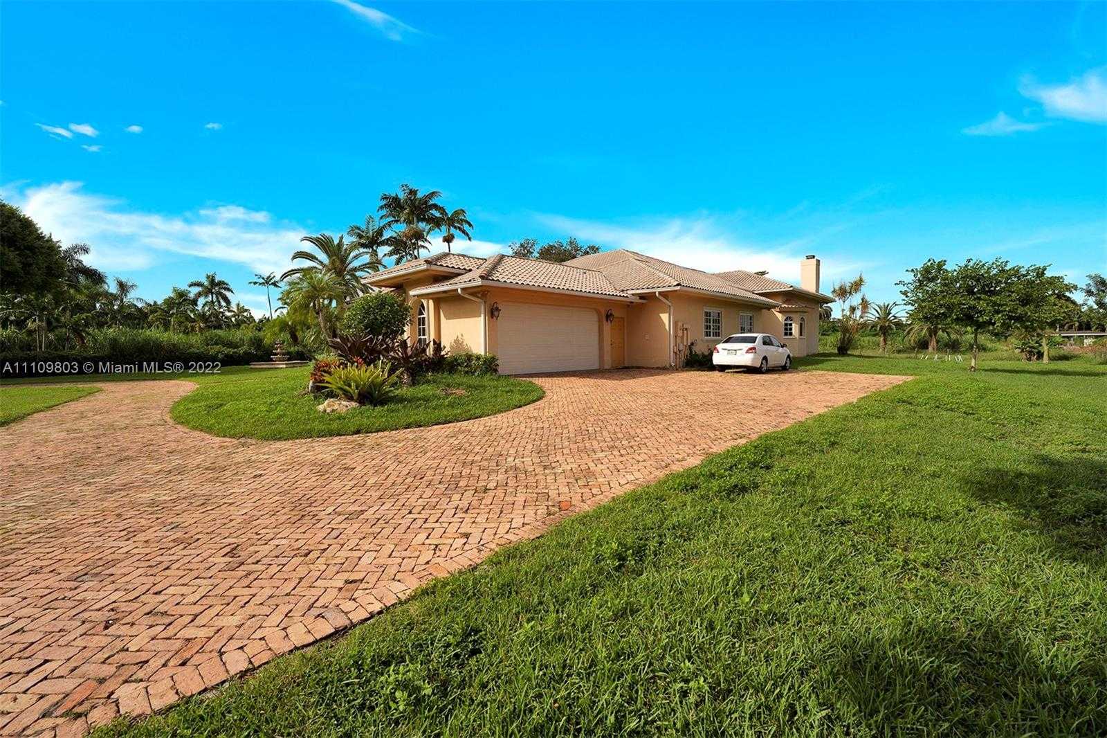 Small Image of 5879 SOUTH WEST 178TH AVE, Southwest Ranches Number 9