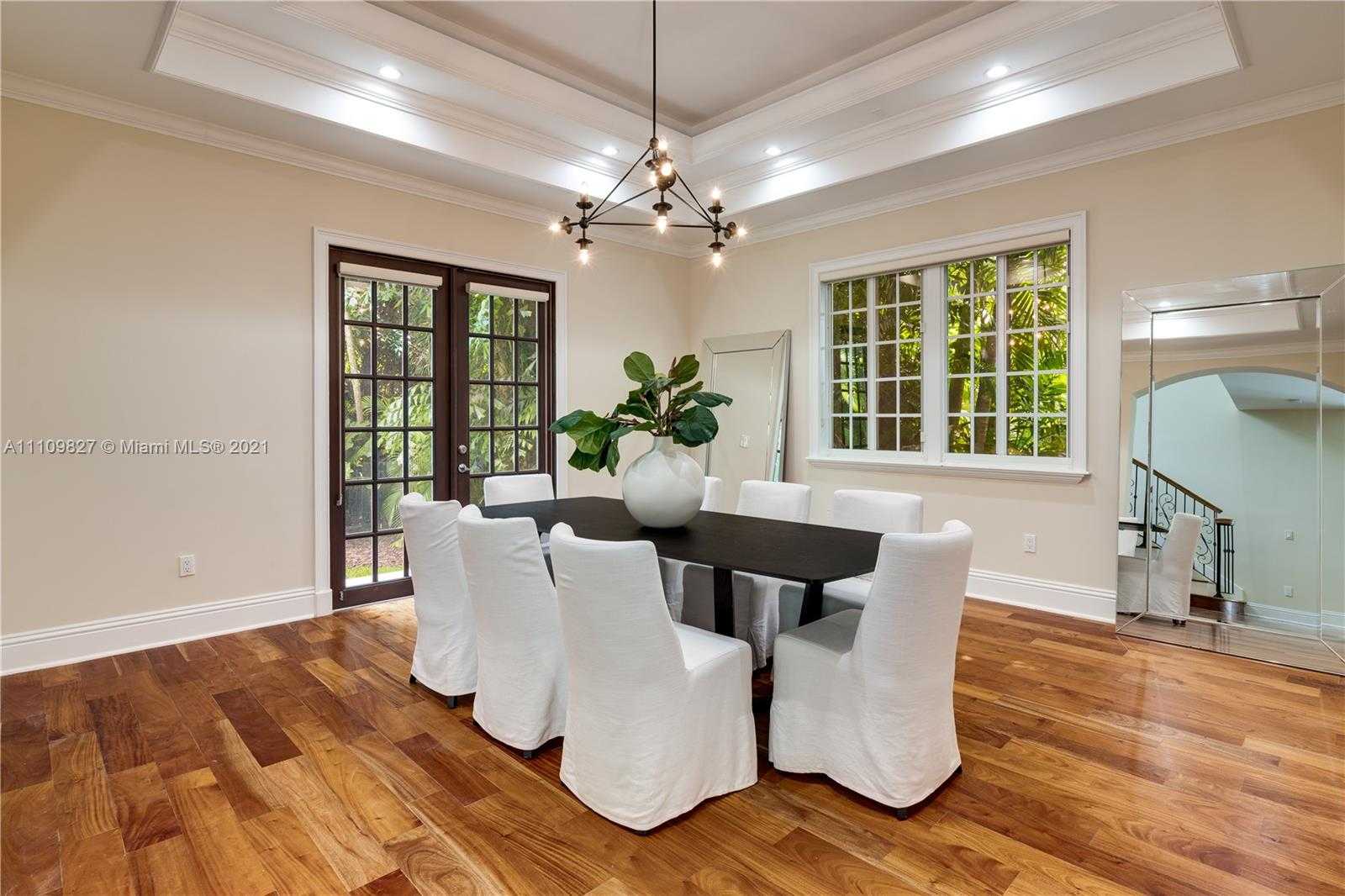 Small Image of 200 RIDGEWOOD RD, Coral Gables Number 11