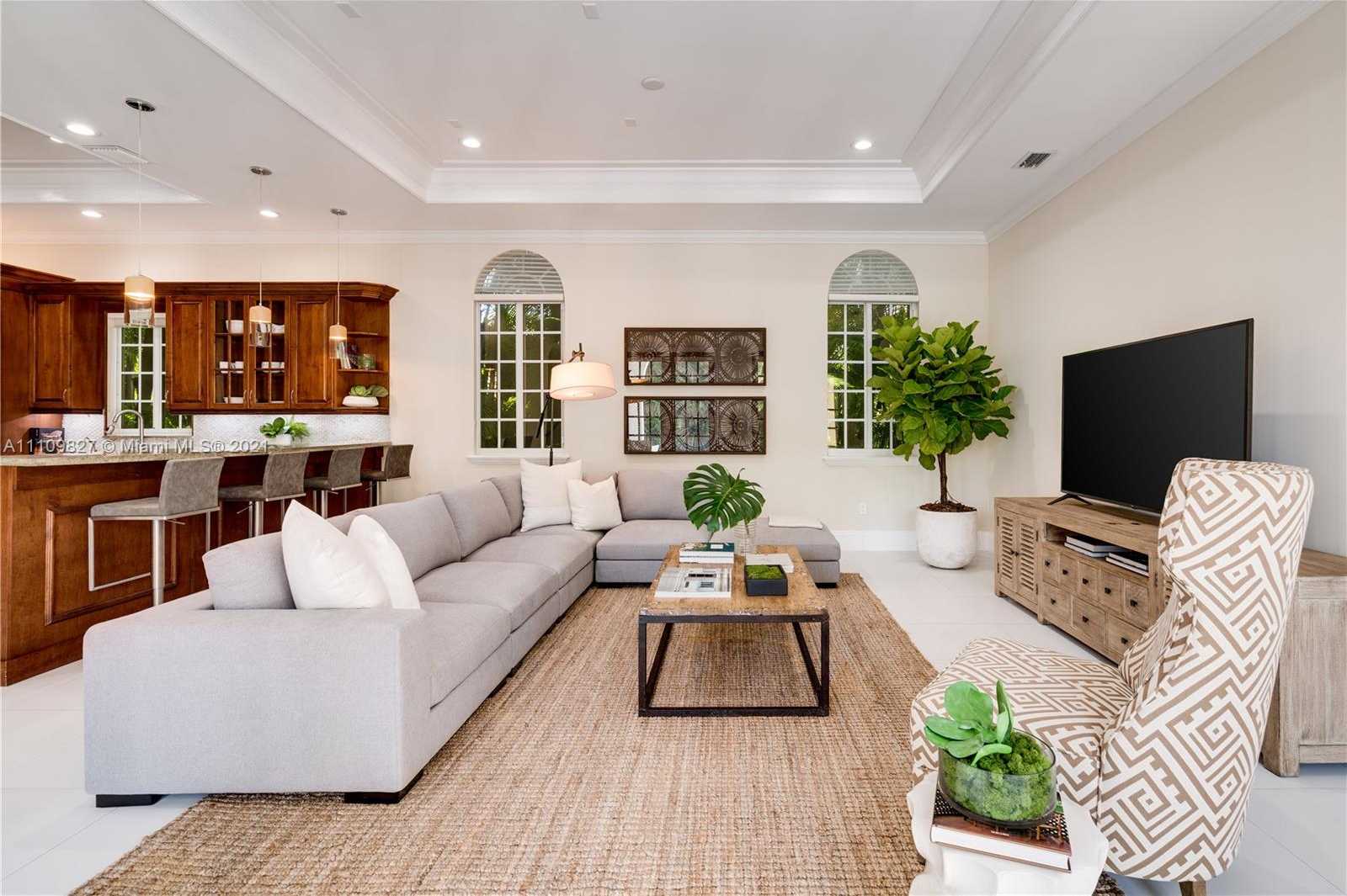 Small Image of 200 RIDGEWOOD RD, Coral Gables Number 17