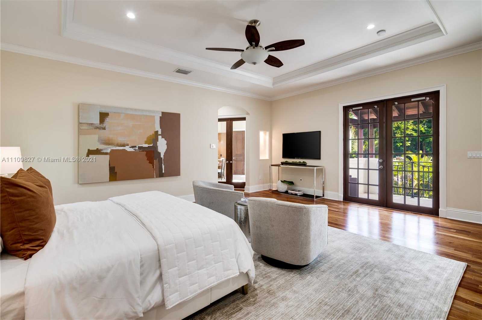 Small Image of 200 RIDGEWOOD RD, Coral Gables Number 34