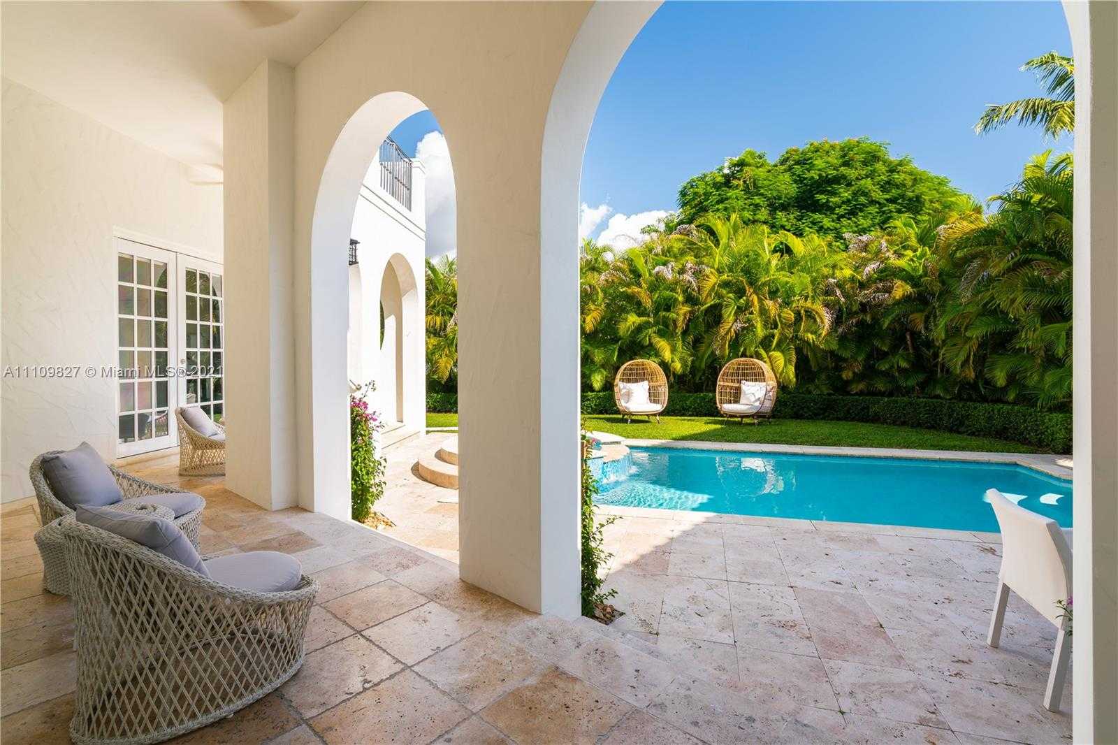 Small Image of 200 RIDGEWOOD RD, Coral Gables Number 47