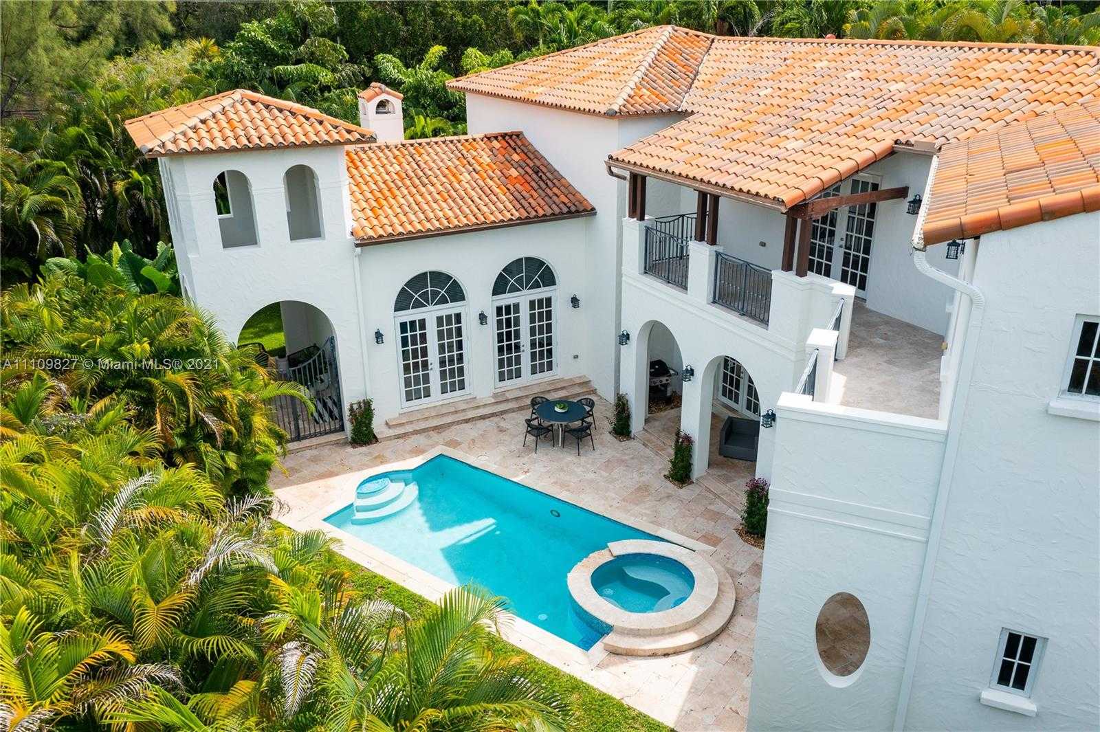 Small Image of 200 RIDGEWOOD RD, Coral Gables Number 48