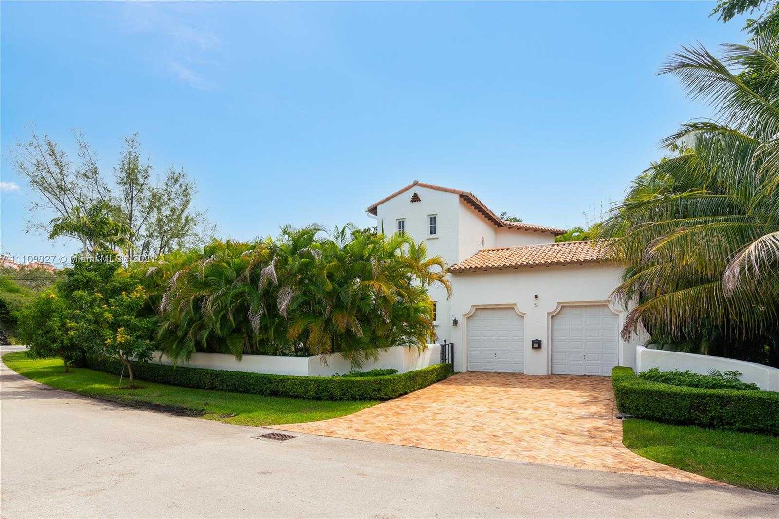Small Image of 200 RIDGEWOOD RD, Coral Gables Number 52