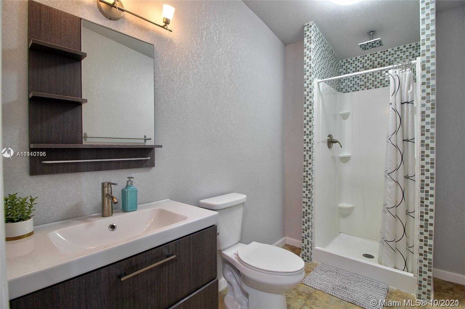 Small Image of 12349 SOUTH WEST 195TH TER, Miami Number 15