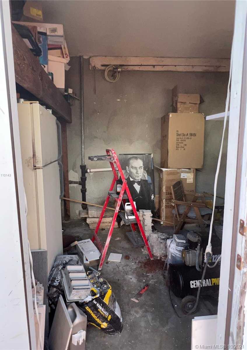 Small Image of 1427 NORTH 26TH AVE, Hollywood Number 16