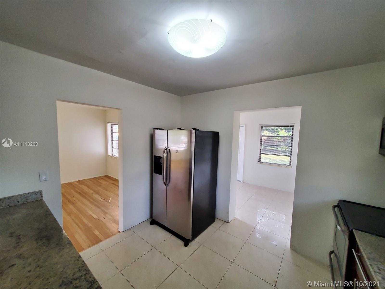 Small Image of 1520 NORTH EAST 150TH ST, Miami Number 11