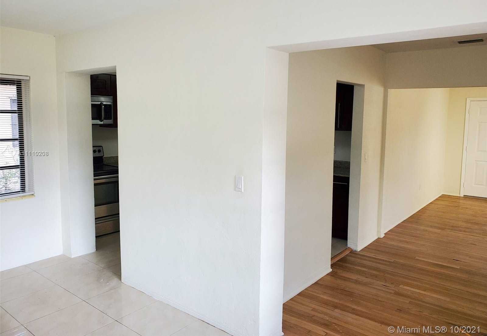 Small Image of 1520 NORTH EAST 150TH ST, Miami Number 15