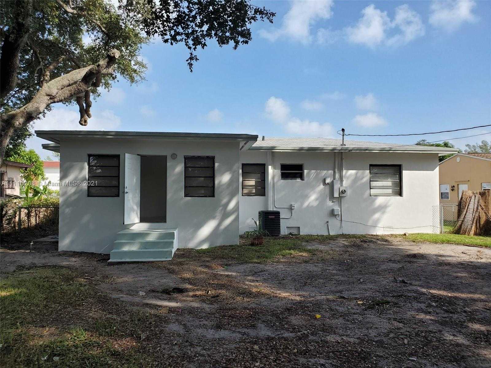 Small Image of 1520 NORTH EAST 150TH ST, Miami Number 31