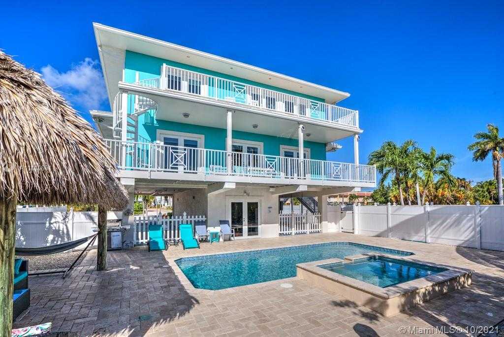 Small Image of 544 SOMBRERO BEACH RD, Marathon Number 49