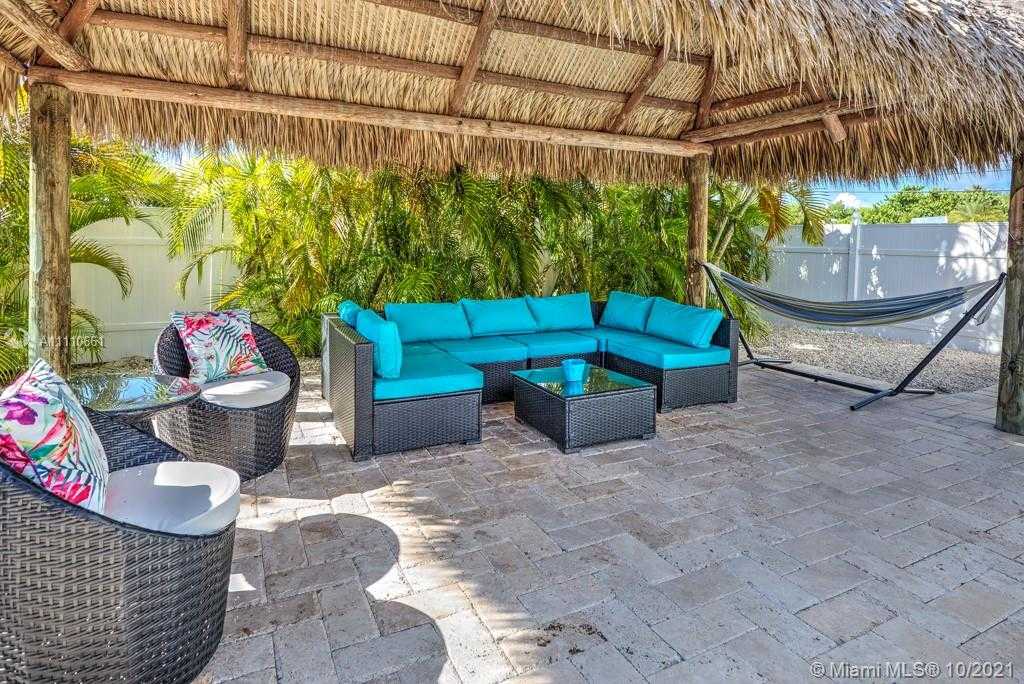 Small Image of 544 SOMBRERO BEACH RD, Marathon Number 51