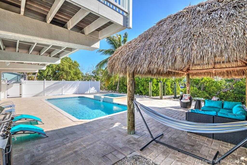 Small Image of 544 SOMBRERO BEACH RD, Marathon Number 52