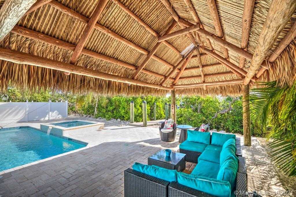 Small Image of 544 SOMBRERO BEACH RD, Marathon Number 54