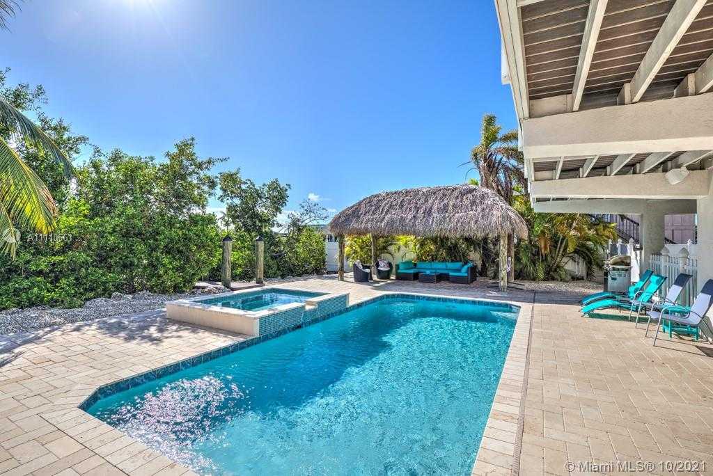 Small Image of 544 SOMBRERO BEACH RD, Marathon Number 56
