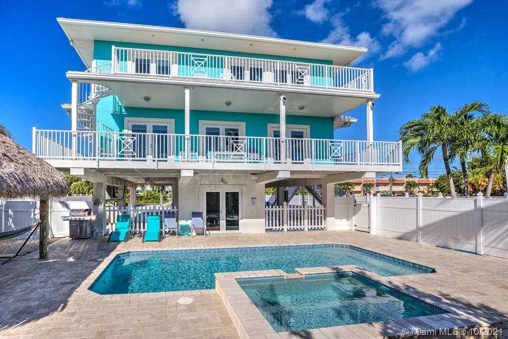 Small Image of 544 SOMBRERO BEACH RD, Marathon Number 67