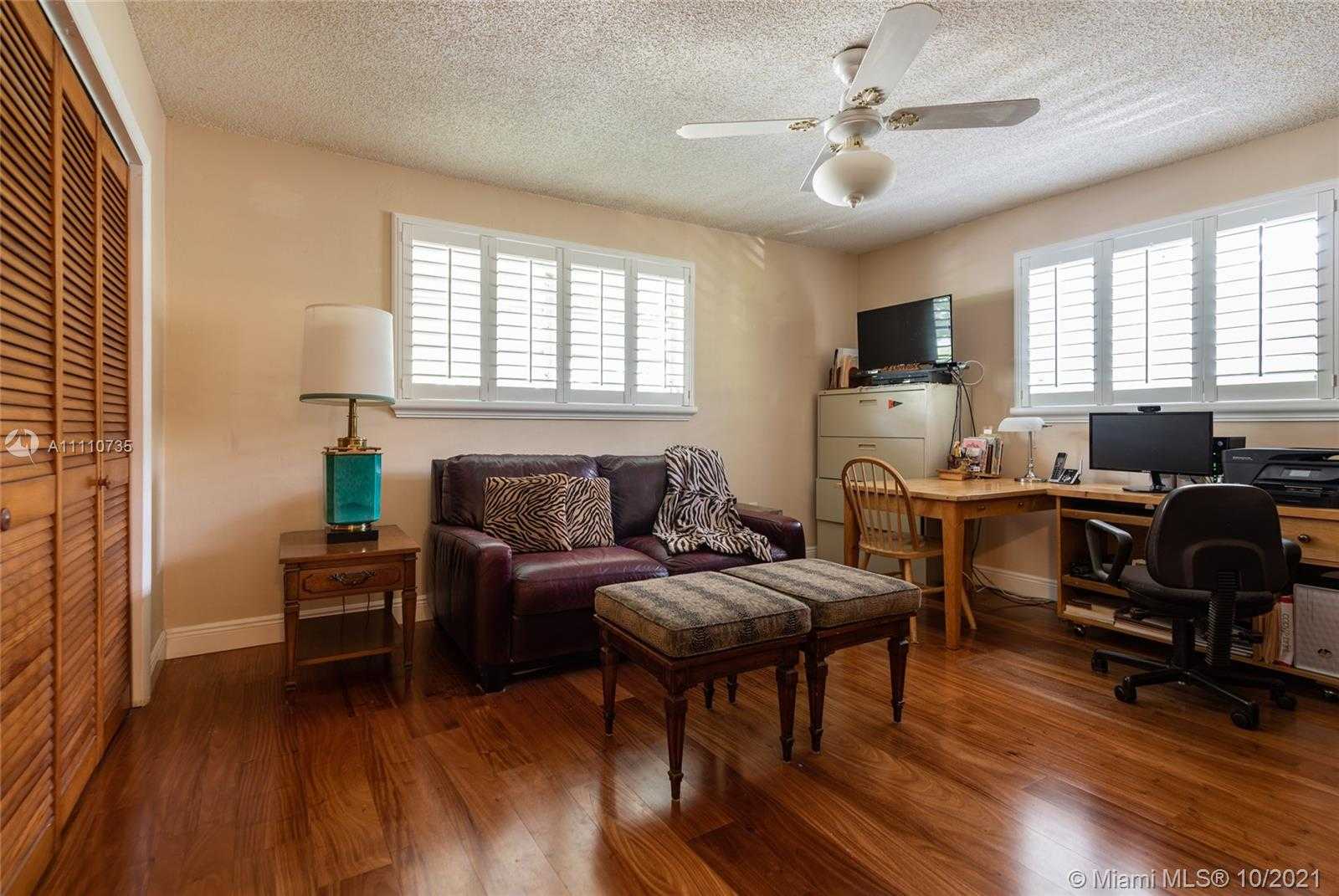Small Image of 1850 NORTH EAST 118TH RD, North Miami Number 30