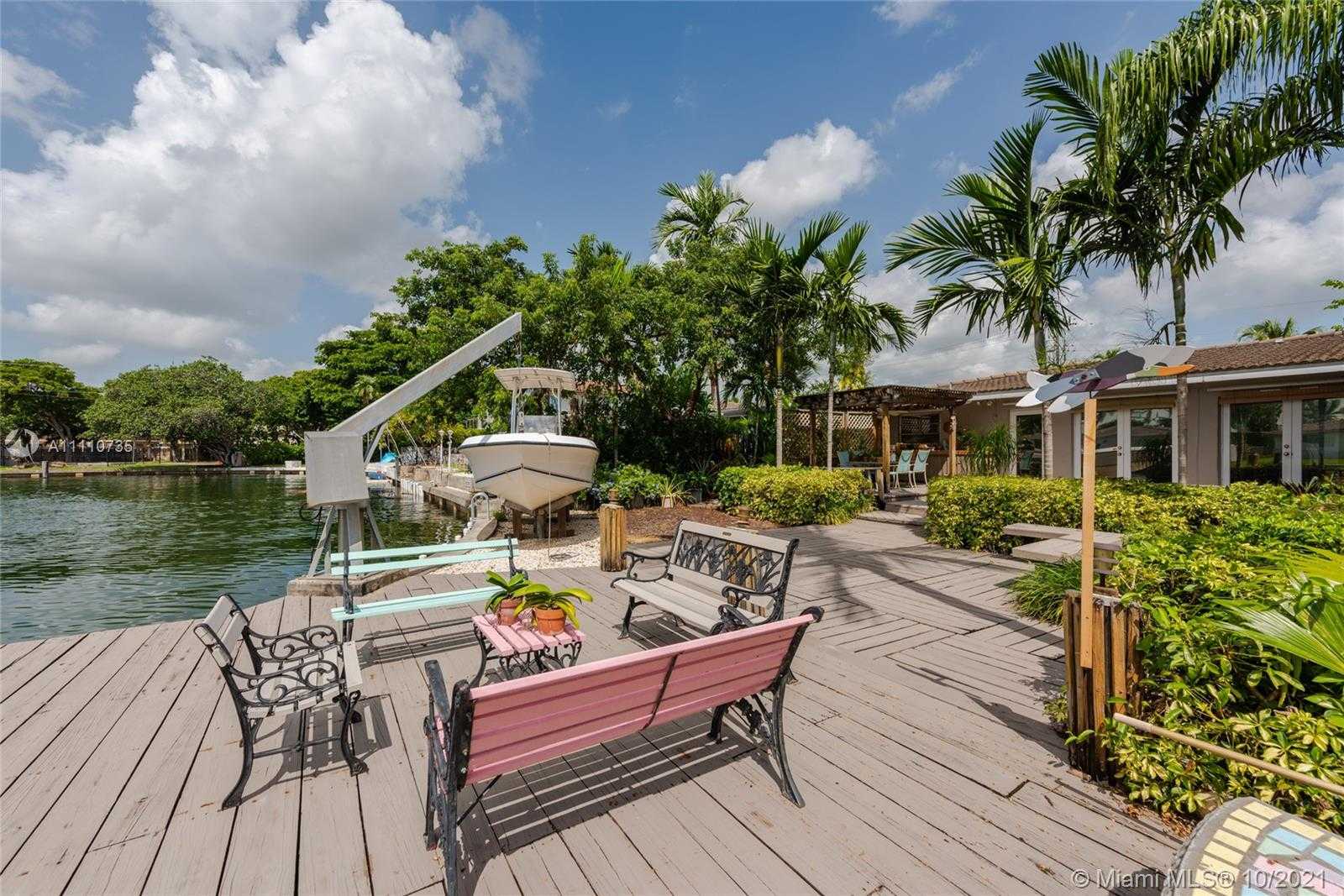 Small Image of 1850 NORTH EAST 118TH RD, North Miami Number 37