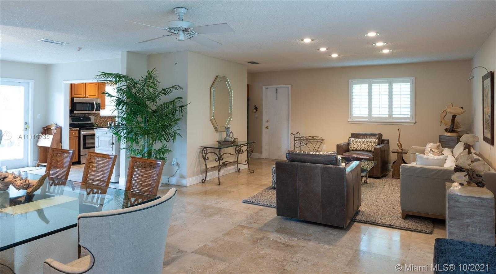 Small Image of 1850 NORTH EAST 118TH RD, North Miami Number 4