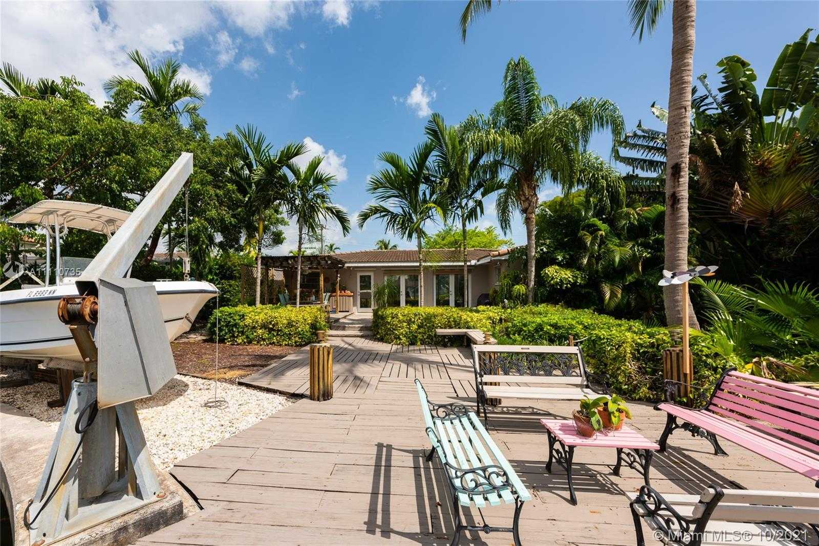 Small Image of 1850 NORTH EAST 118TH RD, North Miami Number 45
