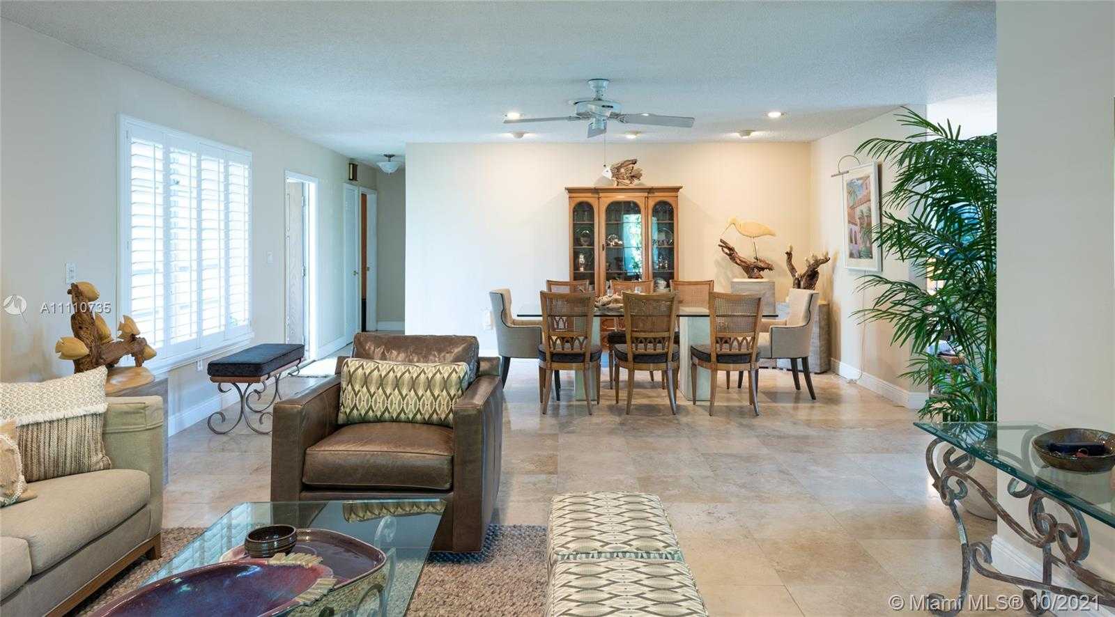 Small Image of 1850 NORTH EAST 118TH RD, North Miami Number 6