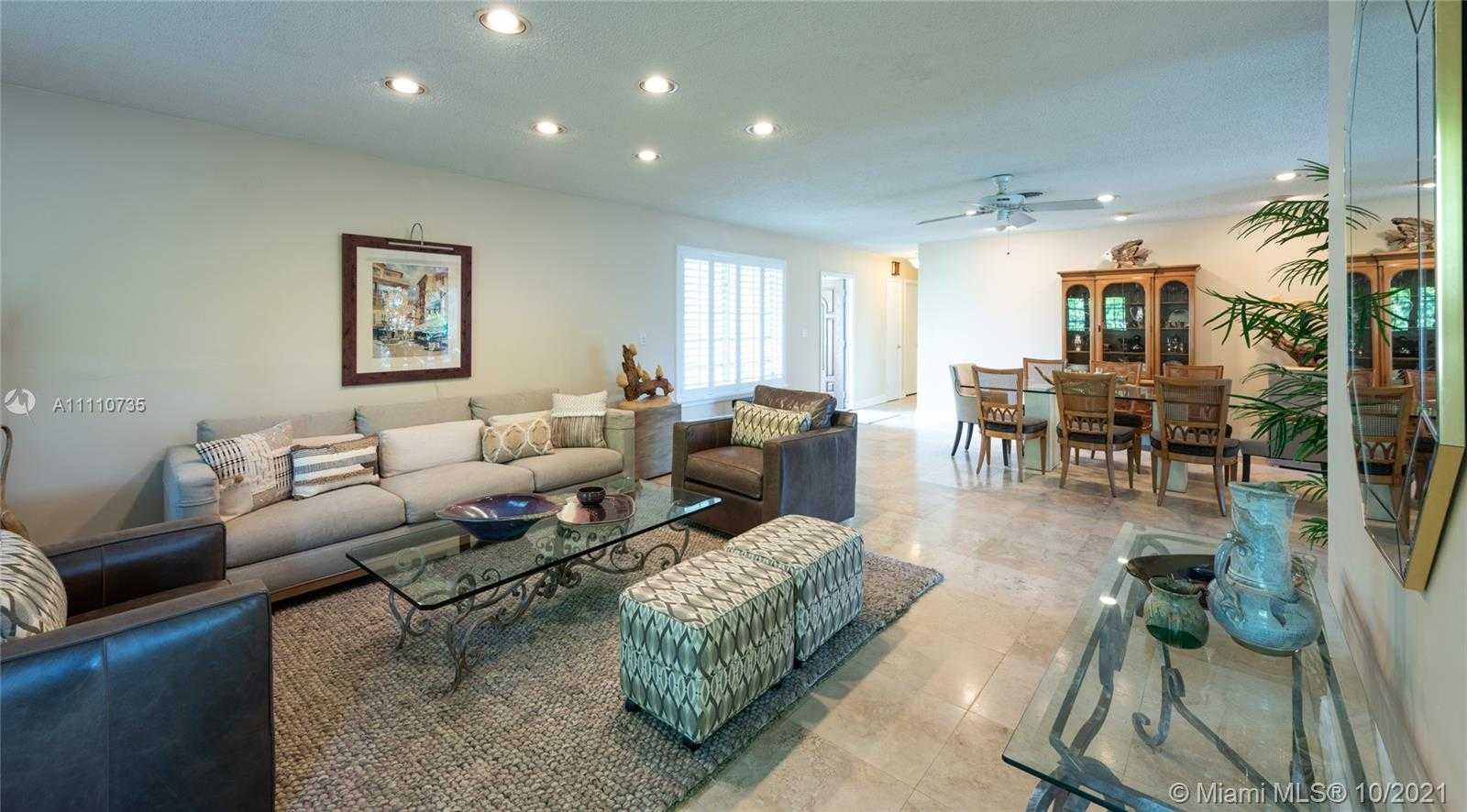 Small Image of 1850 NORTH EAST 118TH RD, North Miami Number 7