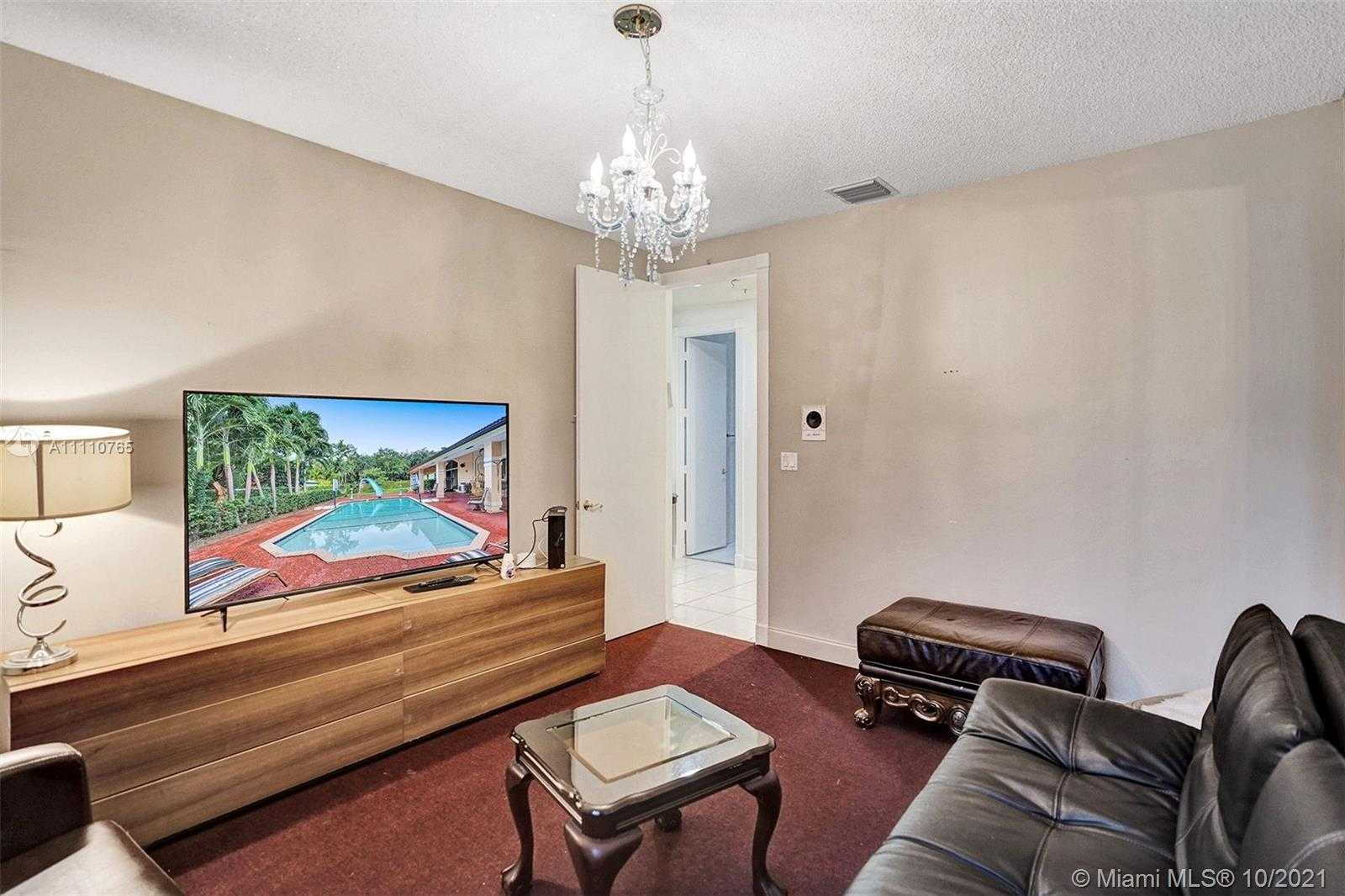 Small Image of 17150 NORTH EAST 10TH AVE, Miami Number 18
