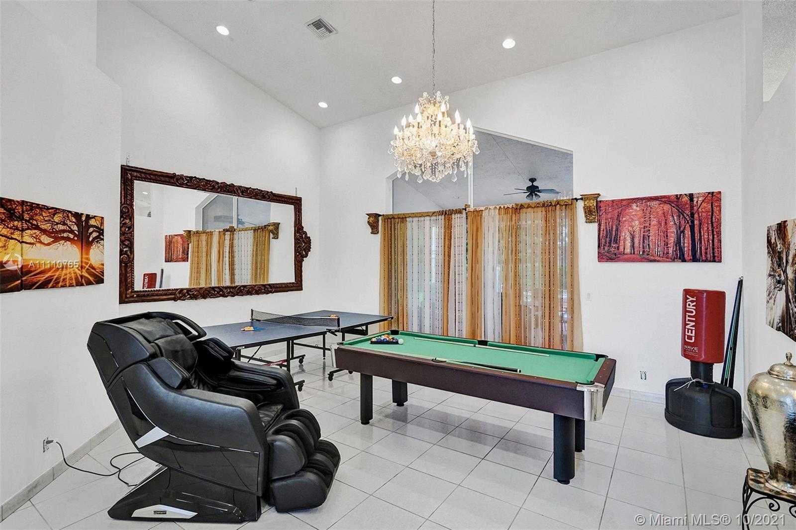 Small Image of 17150 NORTH EAST 10TH AVE, Miami Number 26
