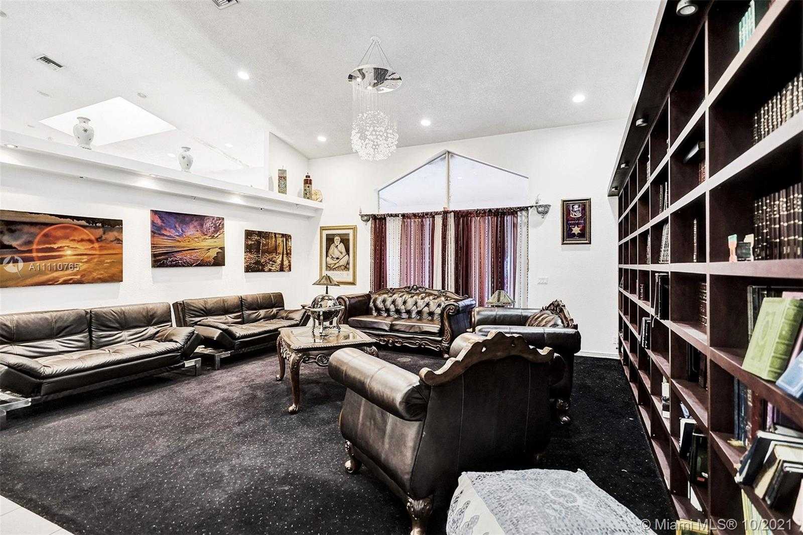 Small Image of 17150 NORTH EAST 10TH AVE, Miami Number 48
