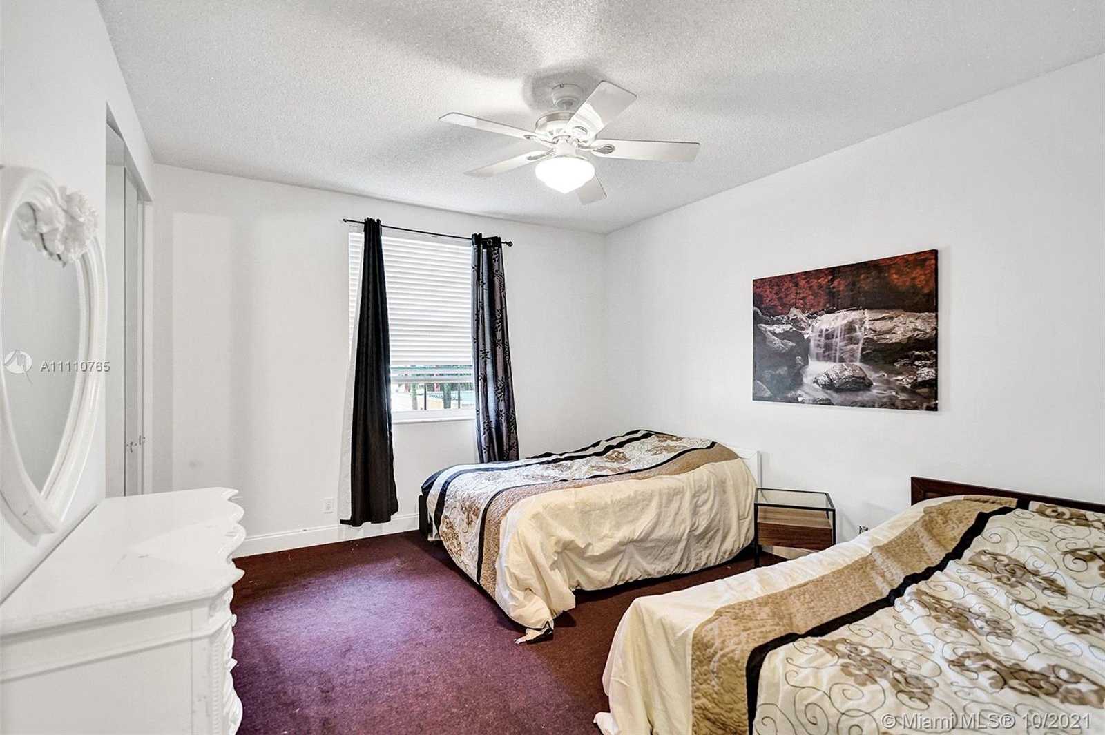 Small Image of 17150 NORTH EAST 10TH AVE, Miami Number 61