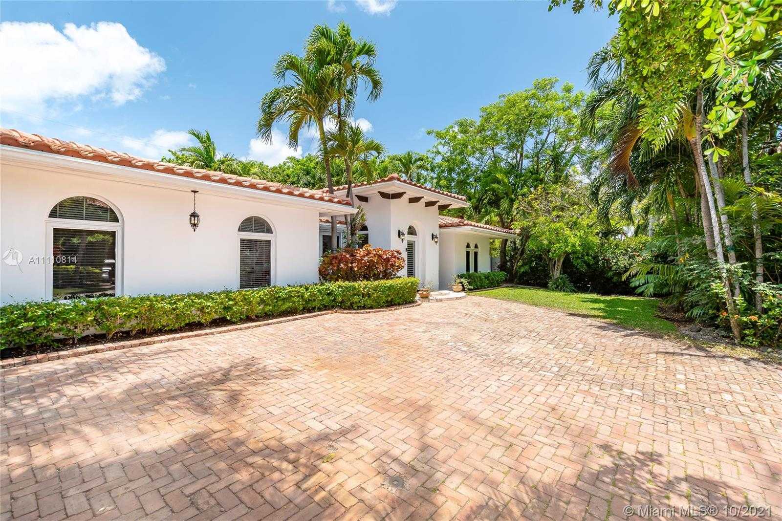 Small Image of 145 HAMPTON LN, Key Biscayne Number 2