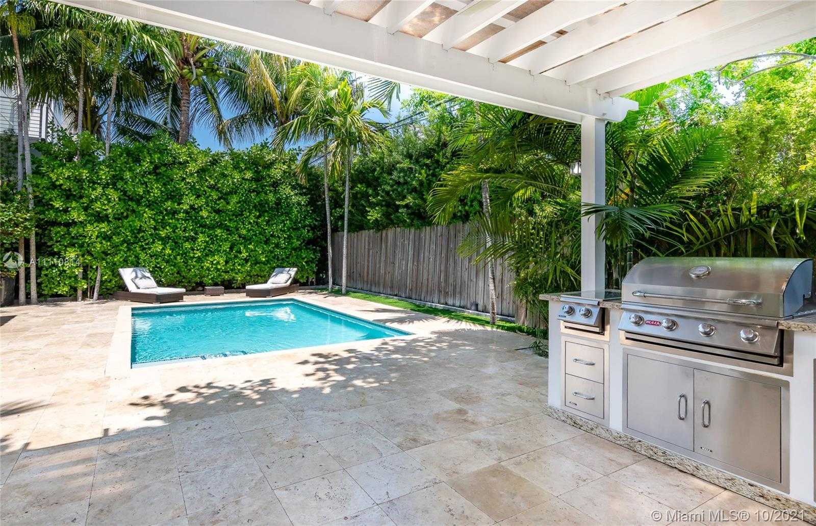 Small Image of 145 HAMPTON LN, Key Biscayne Number 28