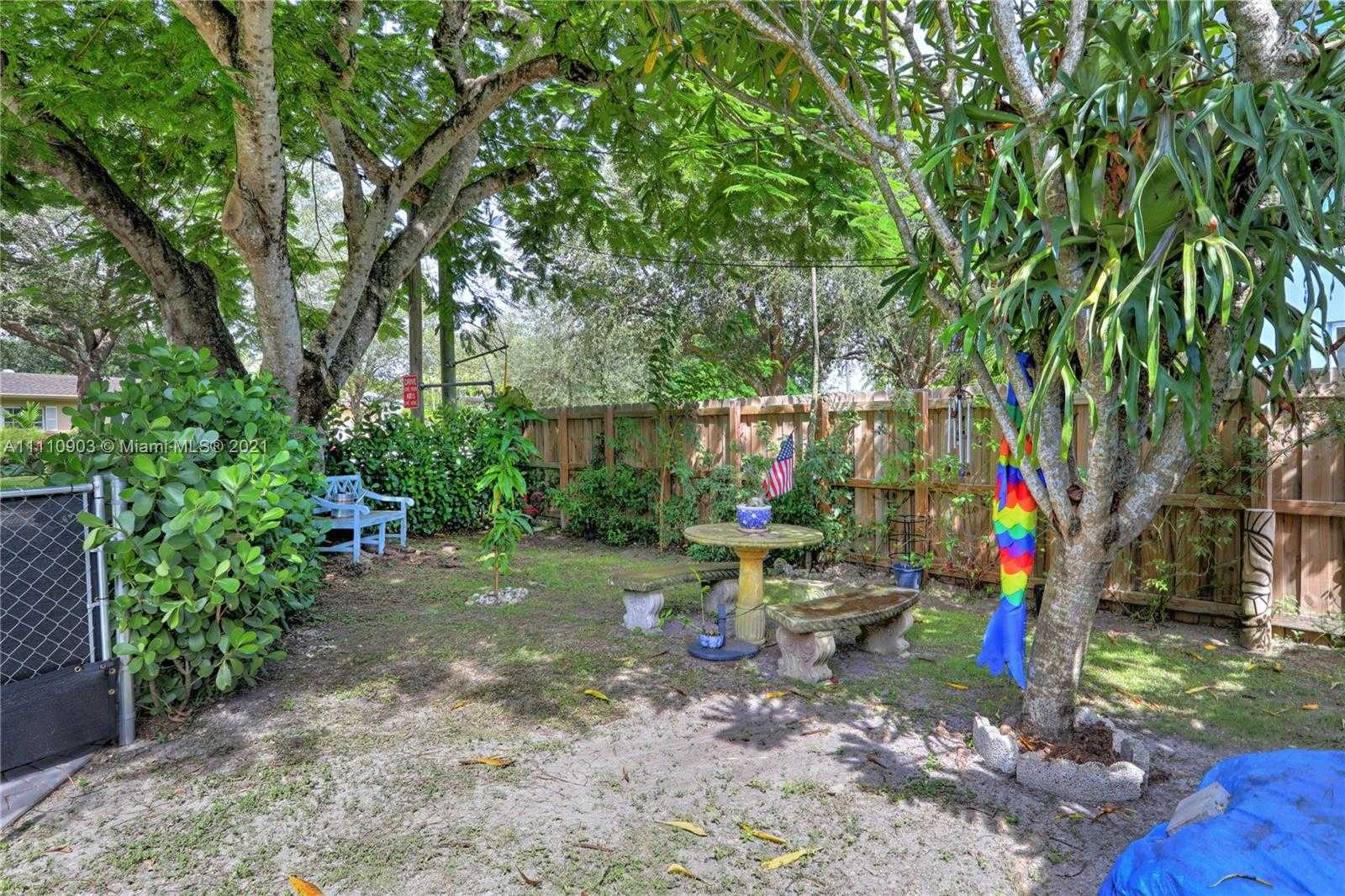 Small Image of 5025 SOUTH WEST 65TH AVE, Miami Number 16