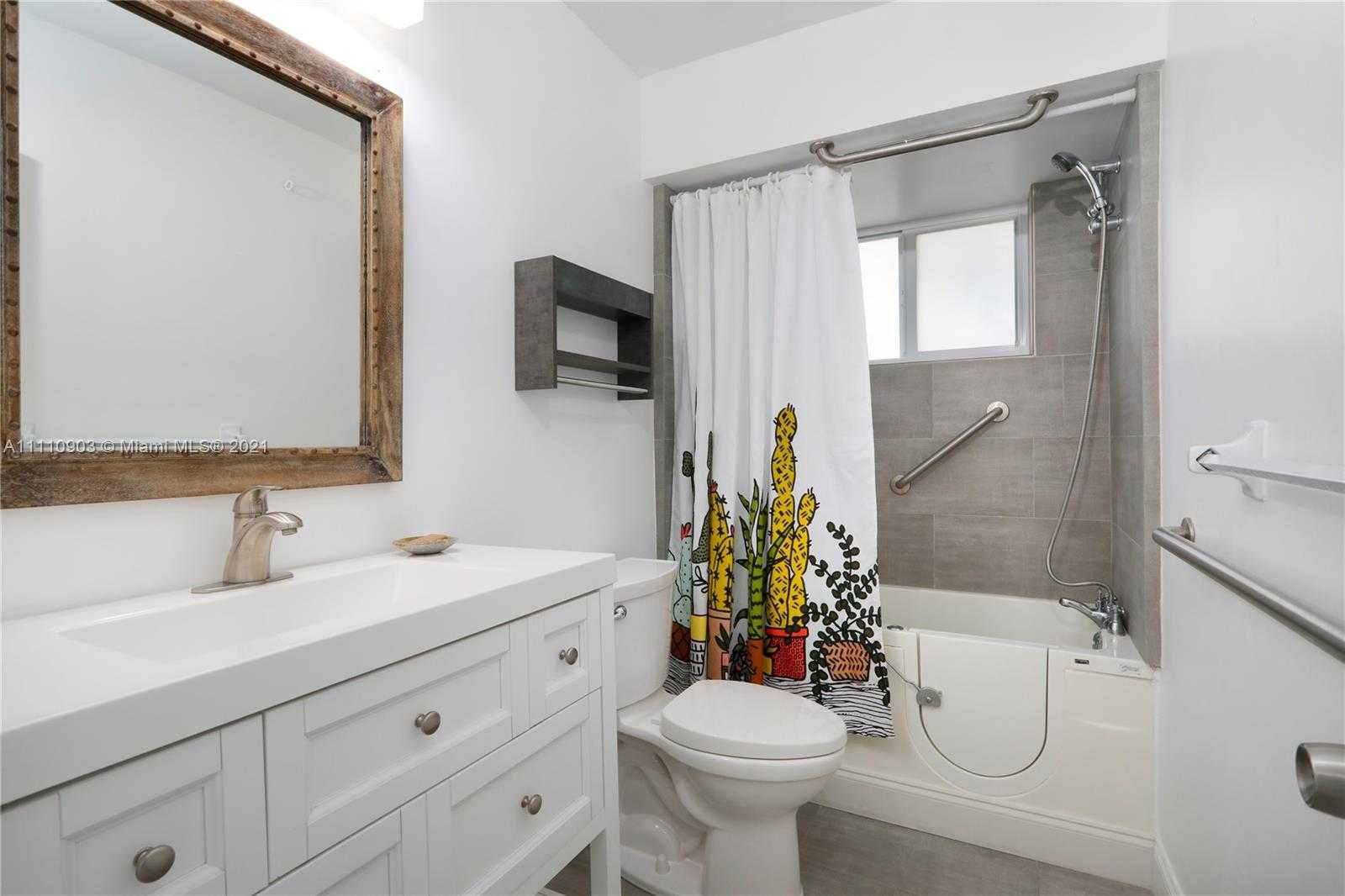 Small Image of 5025 SOUTH WEST 65TH AVE, Miami Number 21