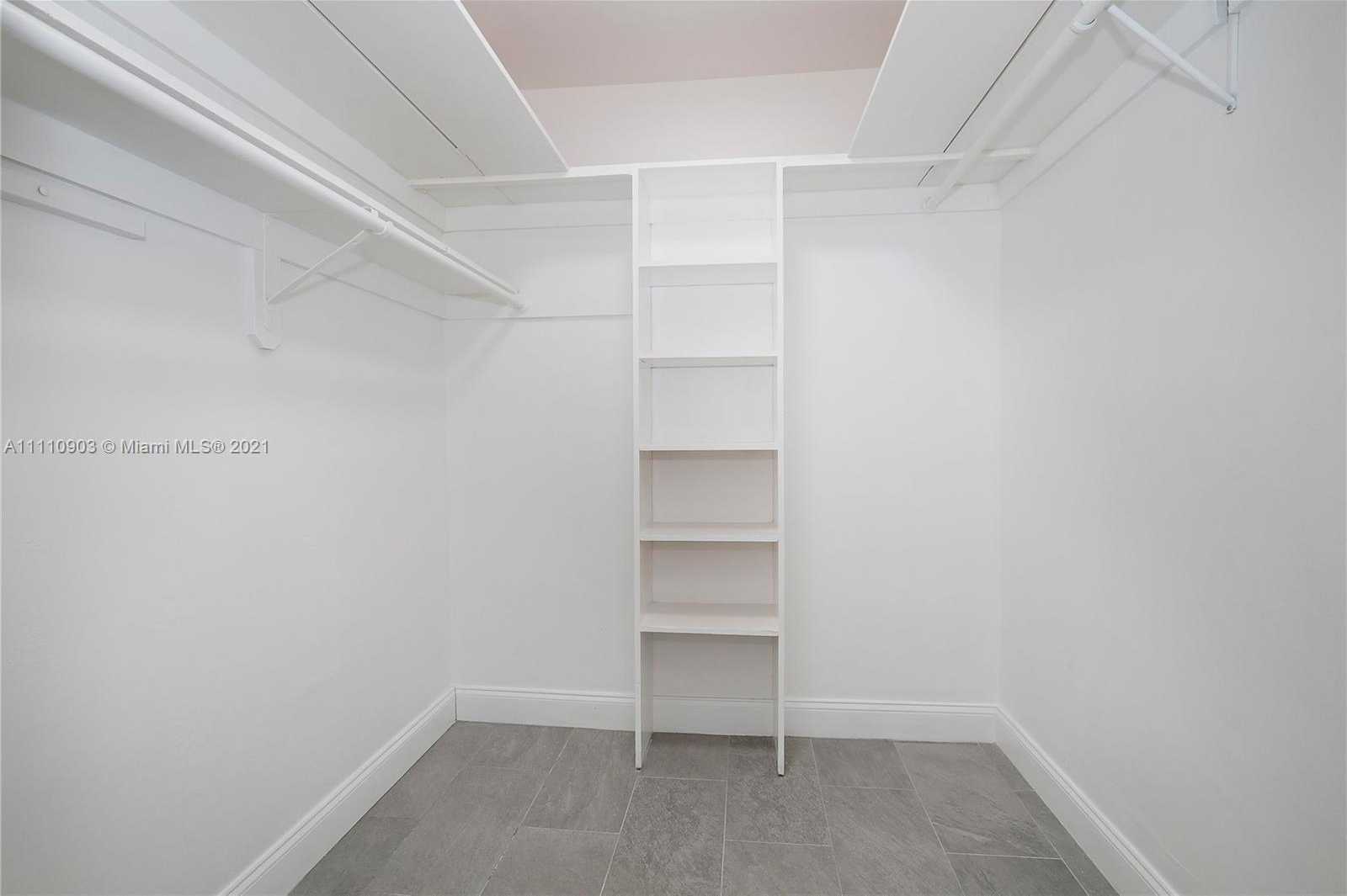 Small Image of 5025 SOUTH WEST 65TH AVE, Miami Number 27