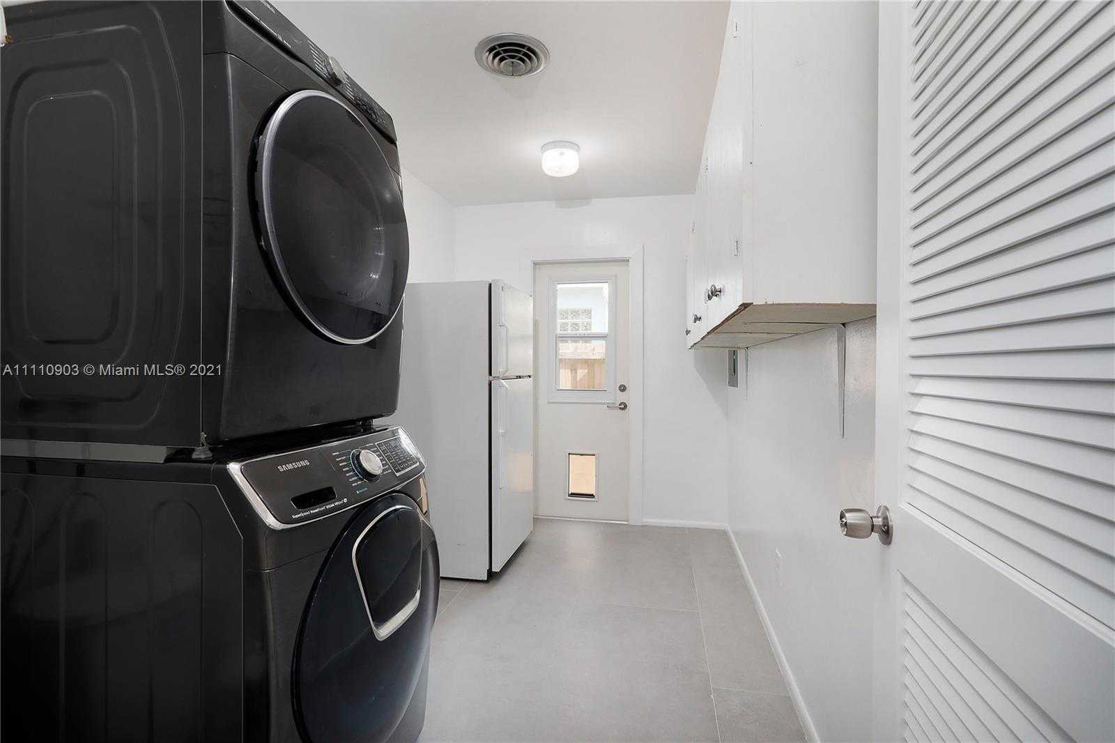 Small Image of 5025 SOUTH WEST 65TH AVE, Miami Number 28