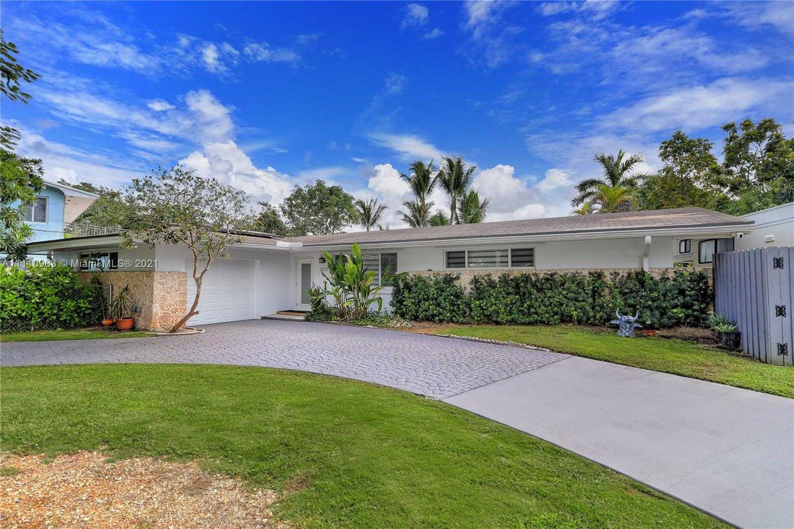 Small Image of 5025 SOUTH WEST 65TH AVE, Miami Number 35