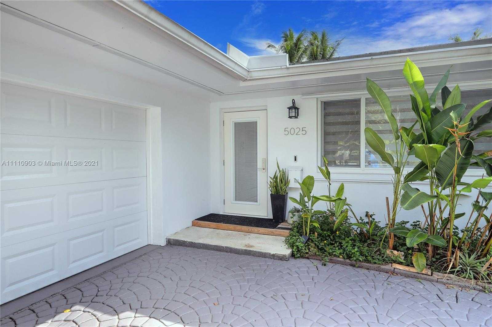 Small Image of 5025 SOUTH WEST 65TH AVE, Miami Number 36