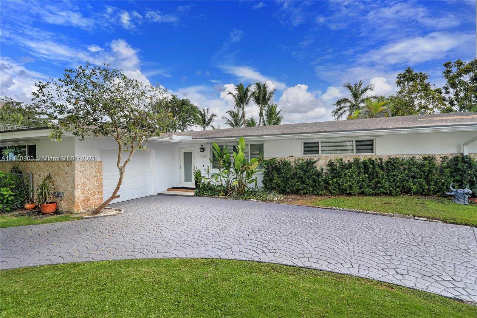 Small Image of 5025 SOUTH WEST 65TH AVE, Miami Number 37