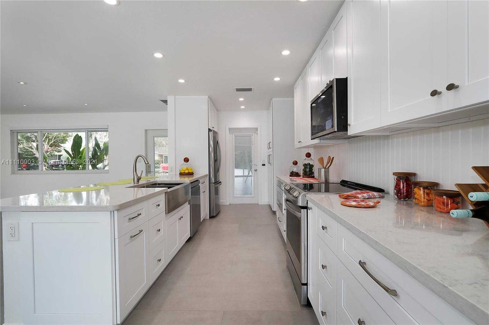 Small Image of 5025 SOUTH WEST 65TH AVE, Miami Number 6